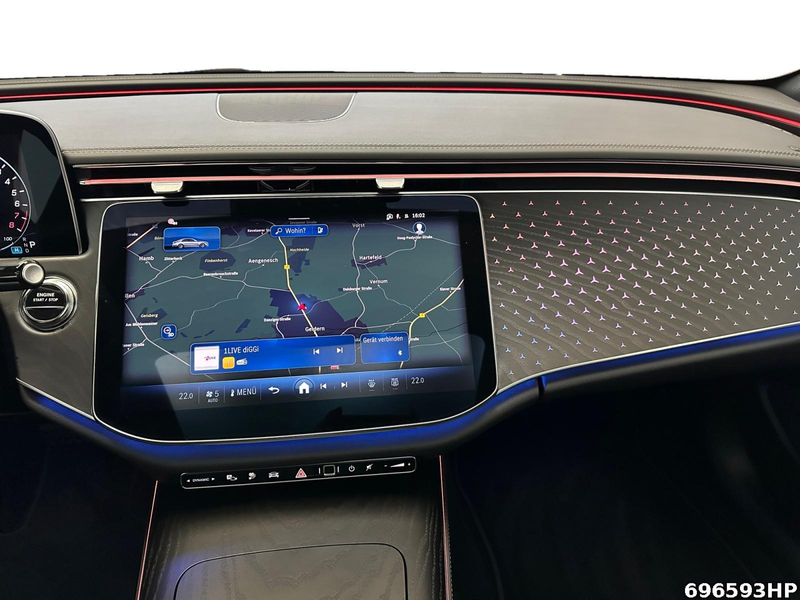 Mercedes-Benz E 400 e 4M AMG Night Pano 360° DIGITAL LIGHT 20" — photo 14