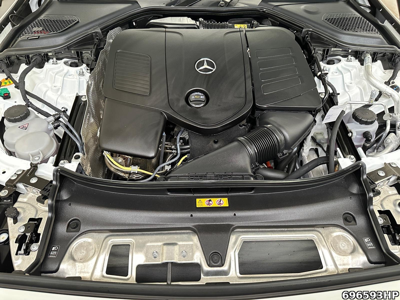 Mercedes-Benz E 400 e 4M AMG Night Pano 360° DIGITAL LIGHT 20" — photo 7