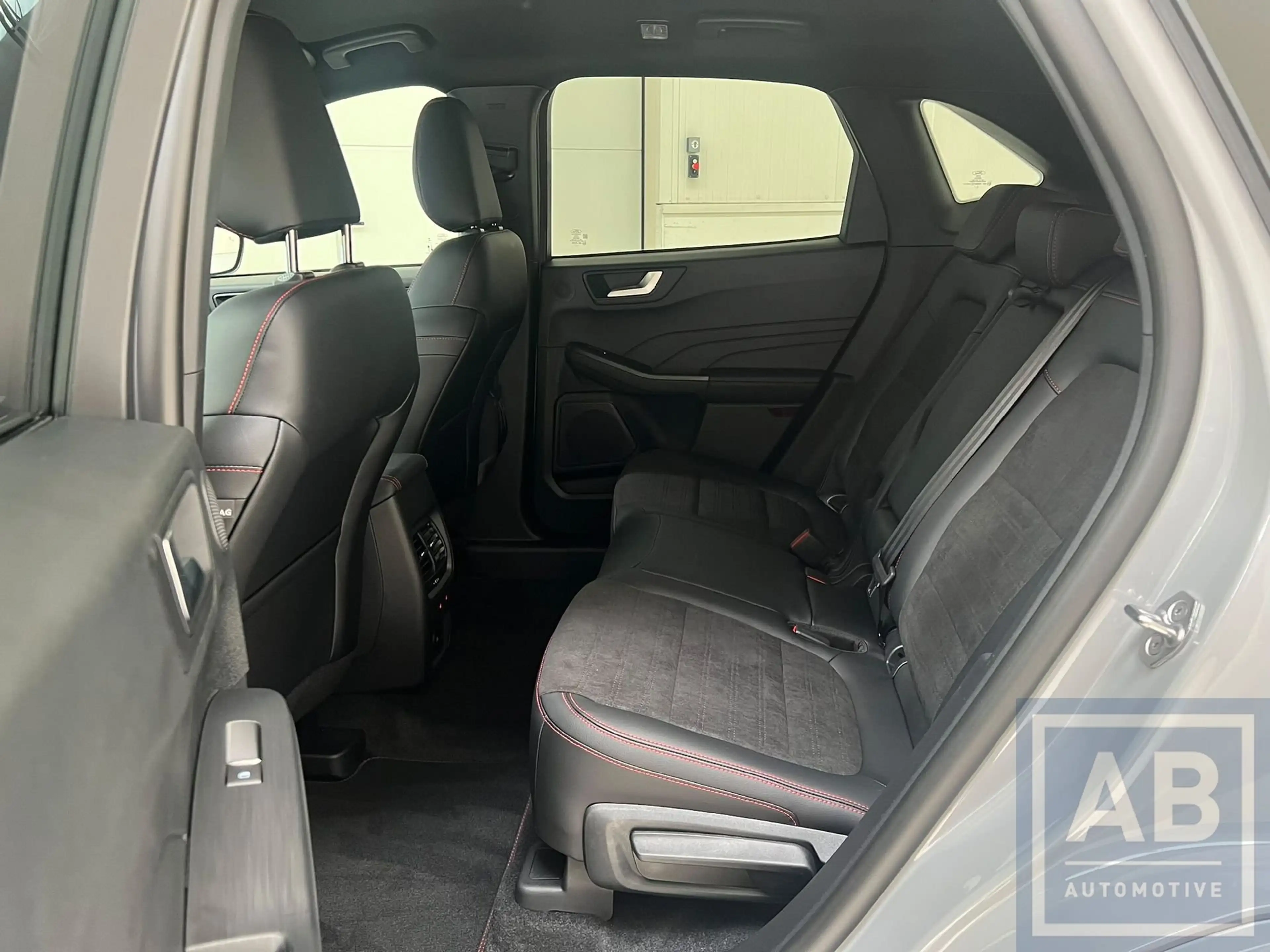 Ford Kuga PHEV ST-Line X - Graphite Tech Edition!! — photo 11
