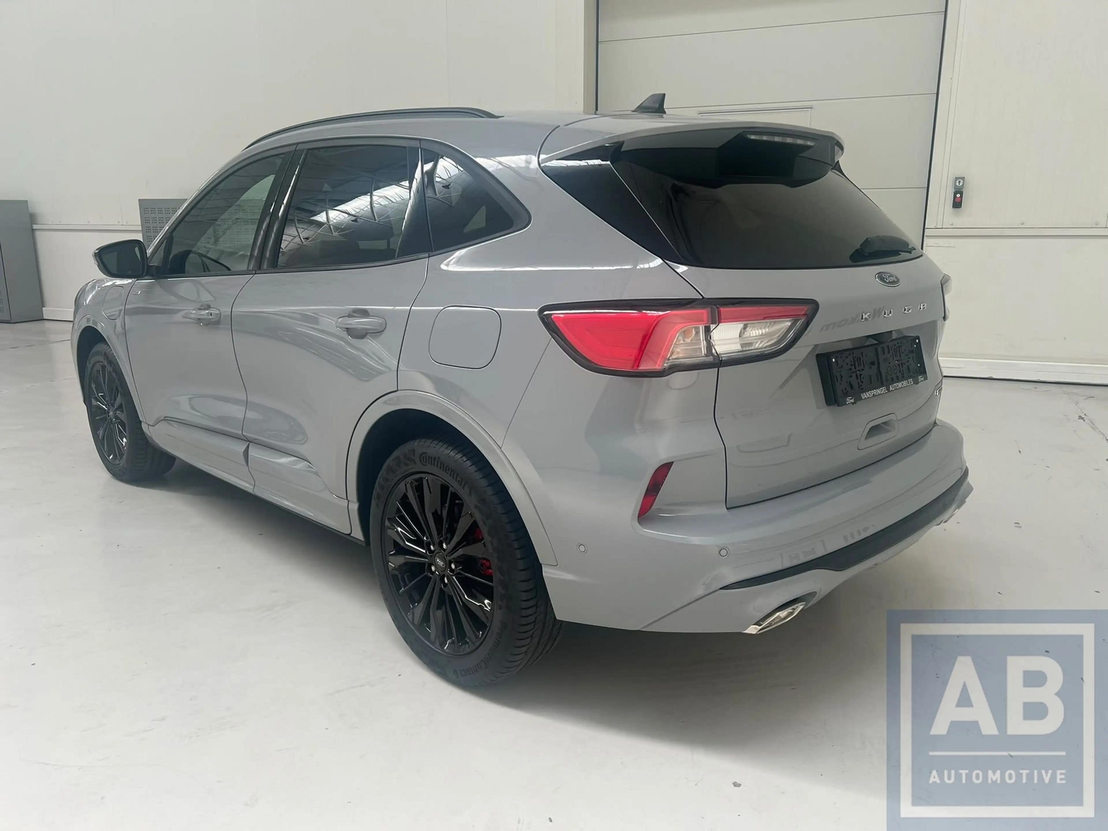 Ford Kuga PHEV ST-Line X - Graphite Tech Edition!! — photo 3