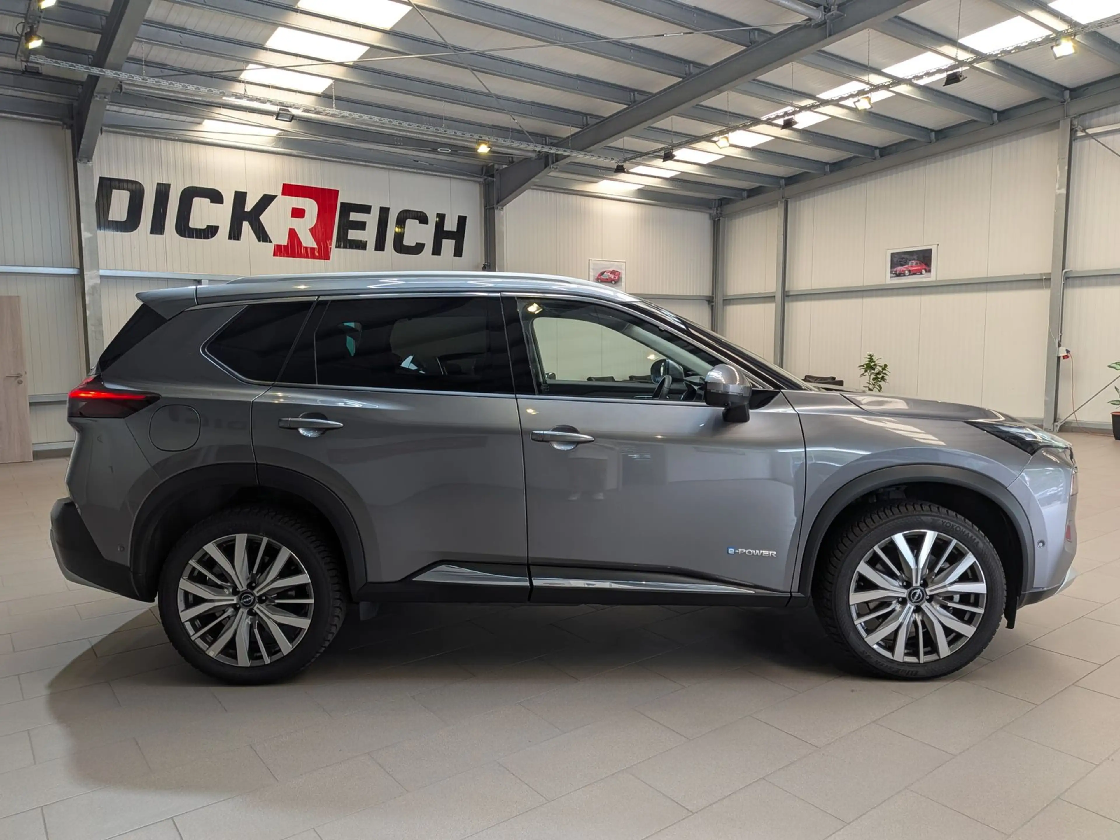 Nissan X-Trail 1.5 e-Power e-4 Tekna Bose HUD LED+ 20" — photo 2