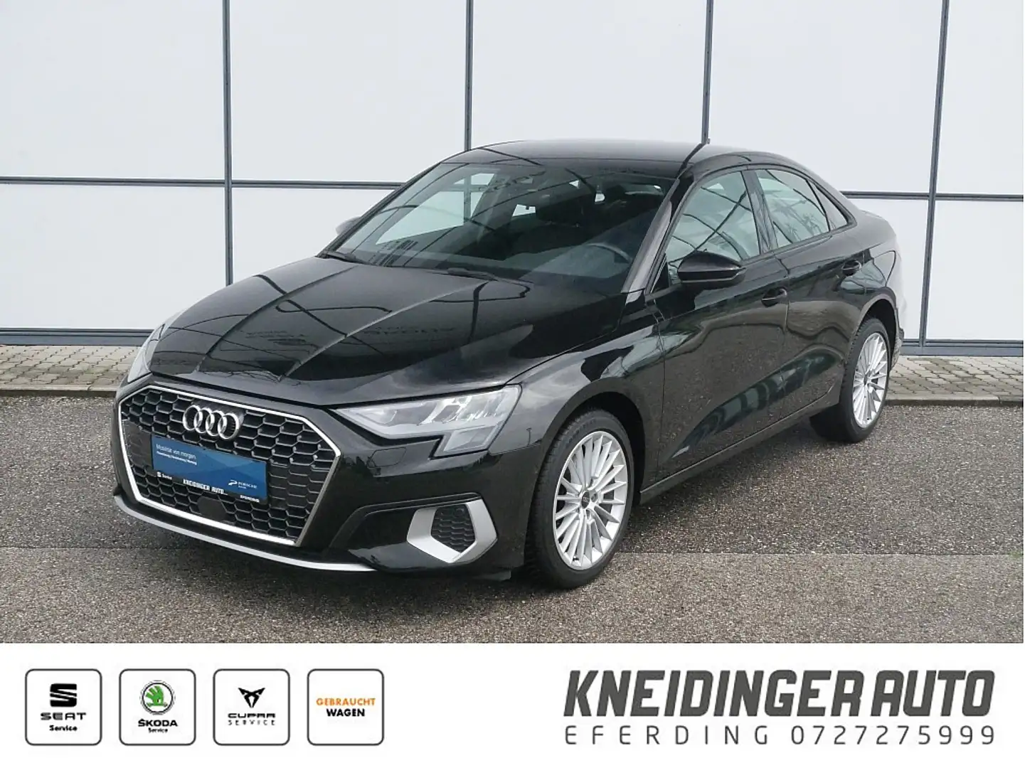 Audi A3 Limousine 30 TFSI advanced ext., NAVI, Sitzheiz... Schwarz - 1