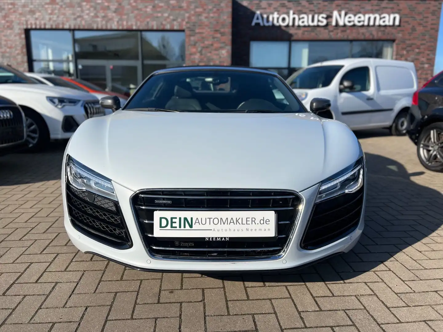Audi R8 Spyder 5.2 FSI *B&O*Keramik*LED* Gris - 2