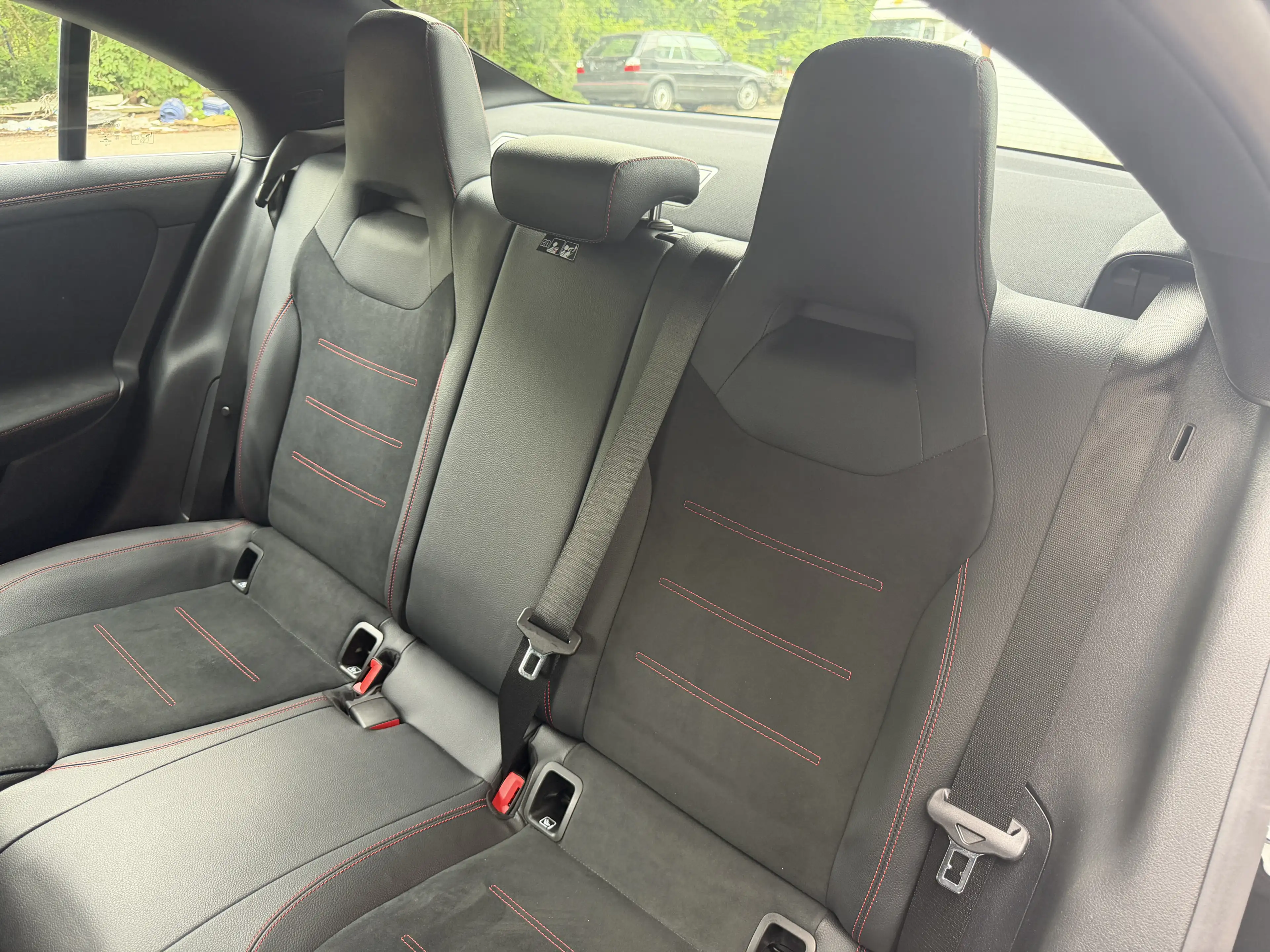 Mercedes-Benz CLA 220 Coupe 4-M AMG LED MBUX Distronic 360° — photo 15