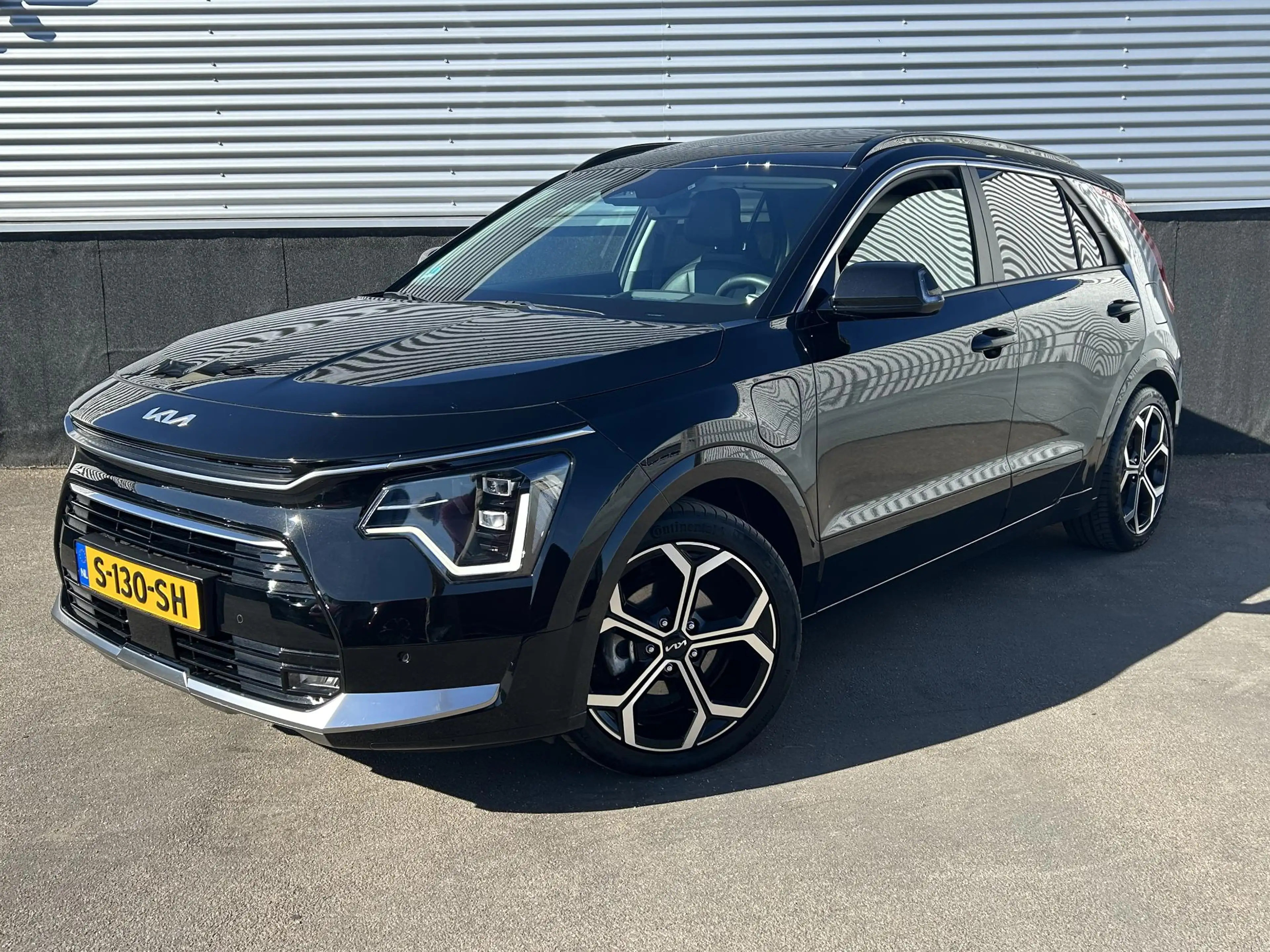 Kia Niro 1.6 GDi PHEV ExecutiveLine Schuif/kanteldak, Trekh — photo 2