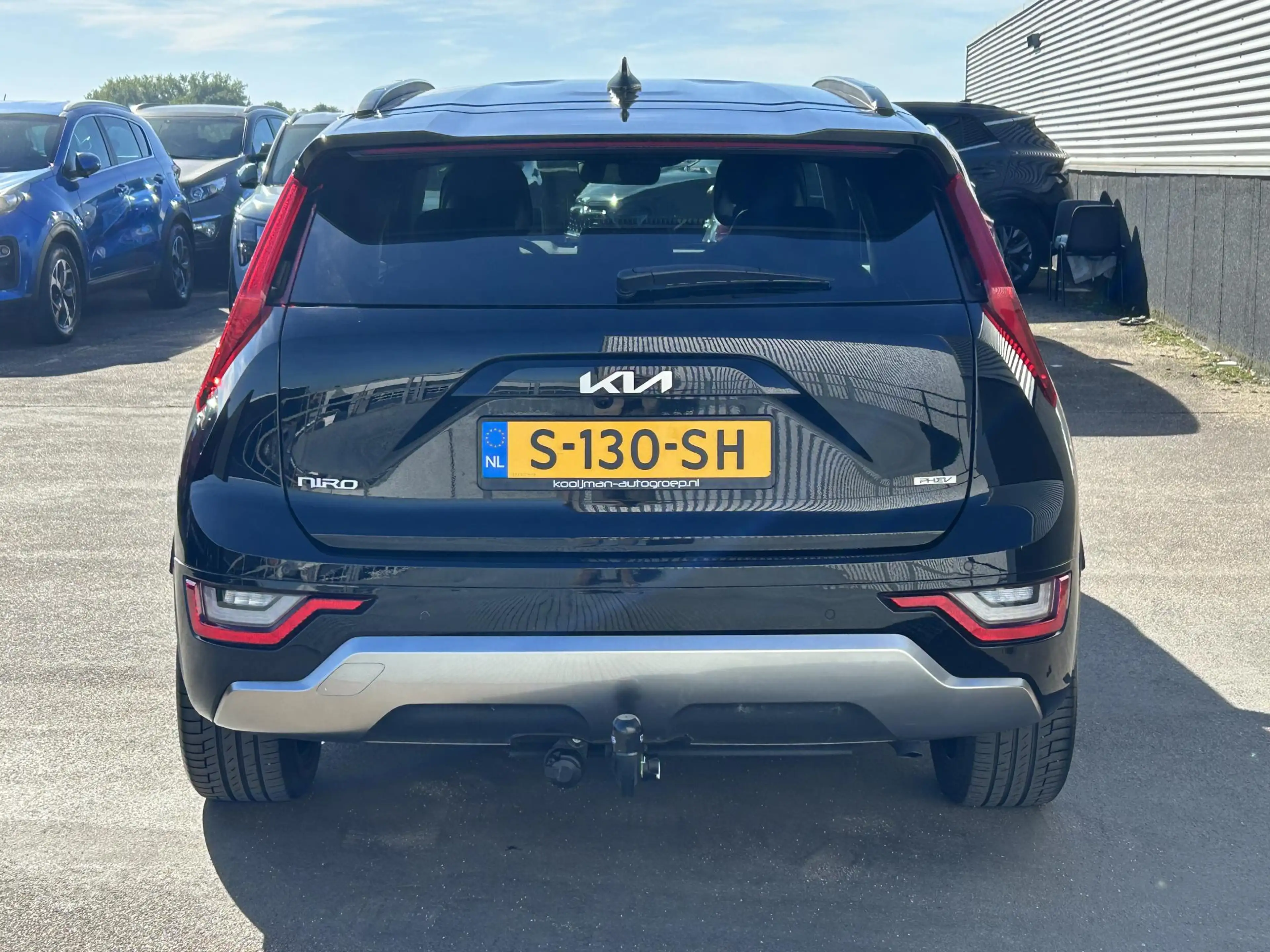 Kia Niro 1.6 GDi PHEV ExecutiveLine Schuif/kanteldak, Trekh — photo 6