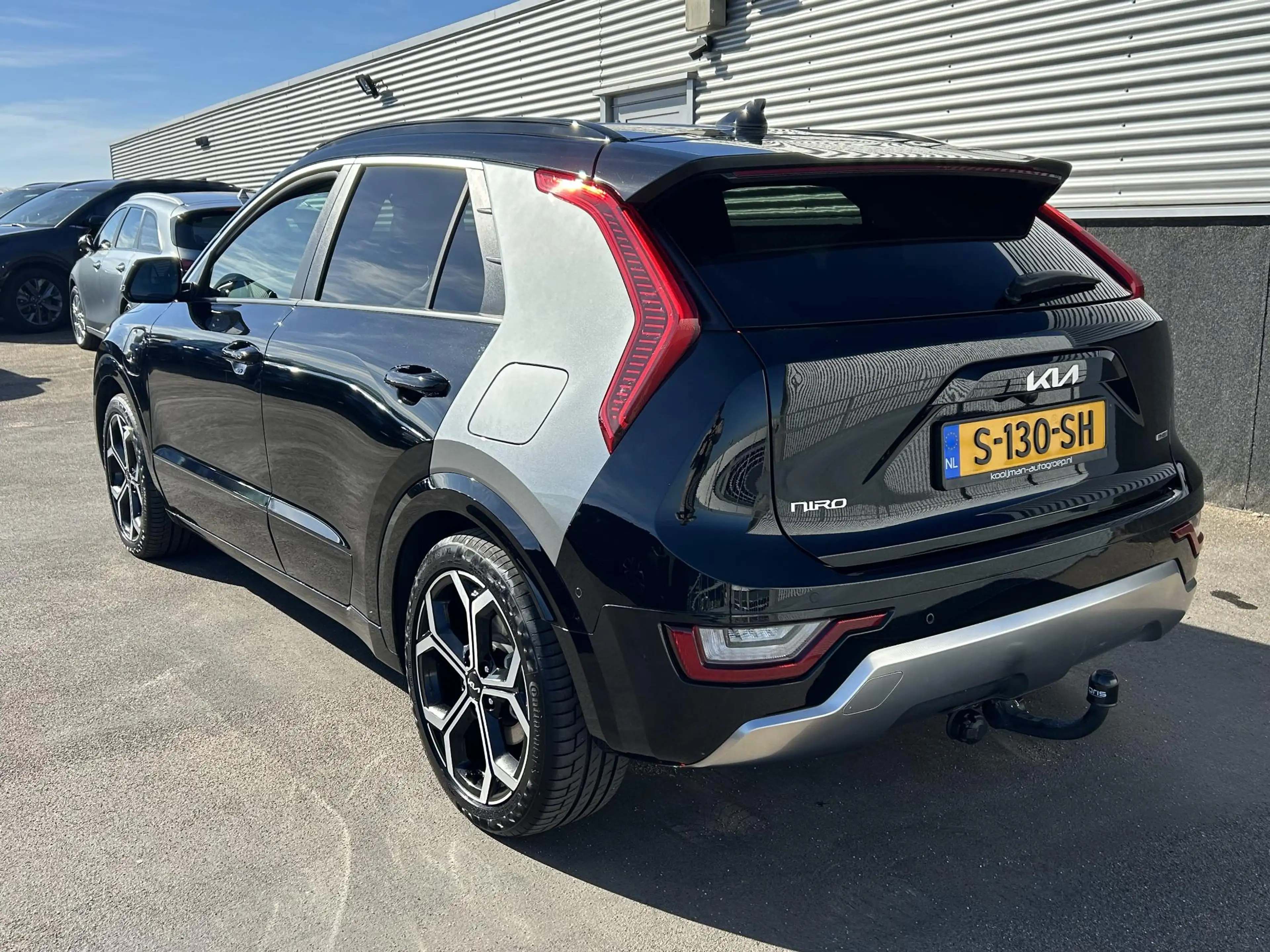 Kia Niro 1.6 GDi PHEV ExecutiveLine Schuif/kanteldak, Trekh — photo 5