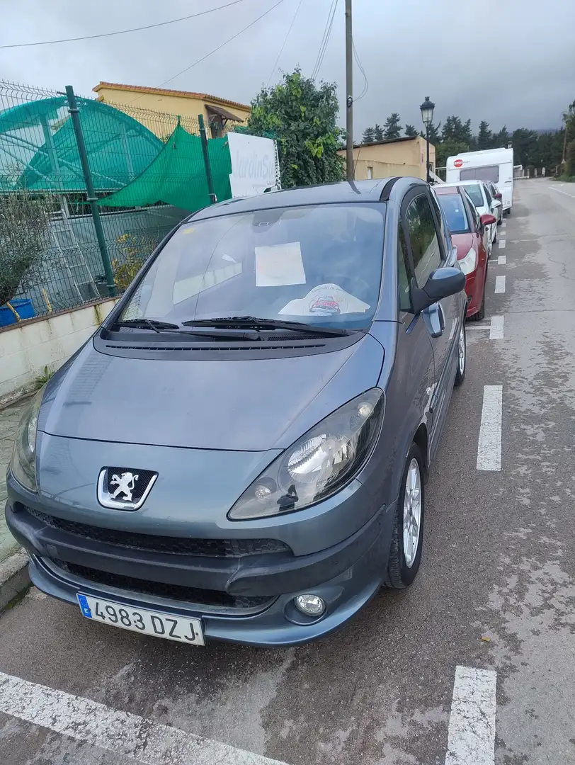 Peugeot 1007 1.4HDI Urban - 1