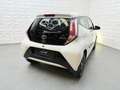 Toyota Aygo 1.0 VVT-i x-play AUTOMAAT 5 DRS AIRCO CAMERA Wit - thumbnail 22