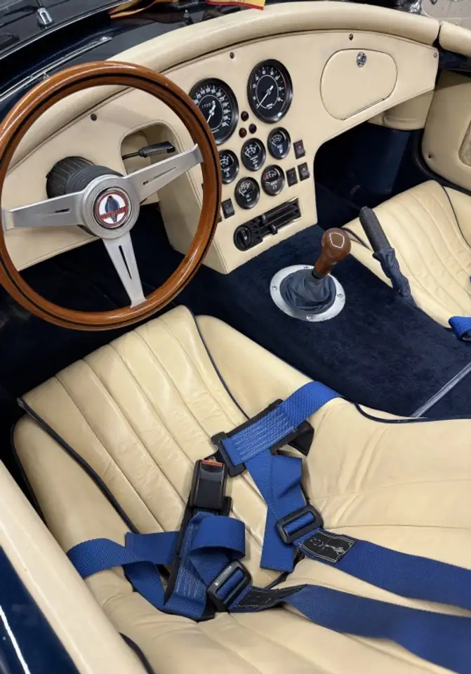 AC Cobra 427 Mk III Descapotable Manual de 2 Puer, foto 10