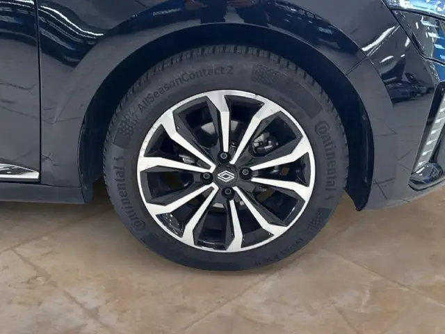 Renault Clio view 6