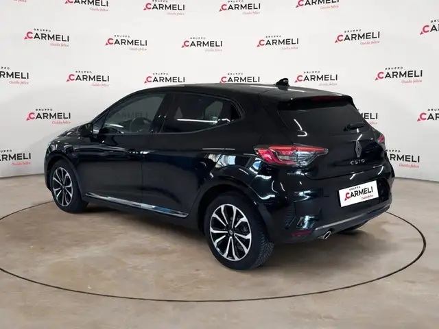 Renault Clio view 3