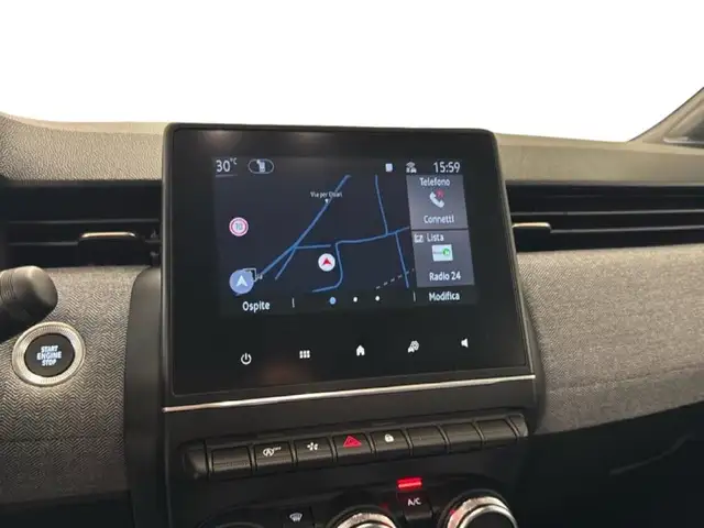 Renault Clio view 10