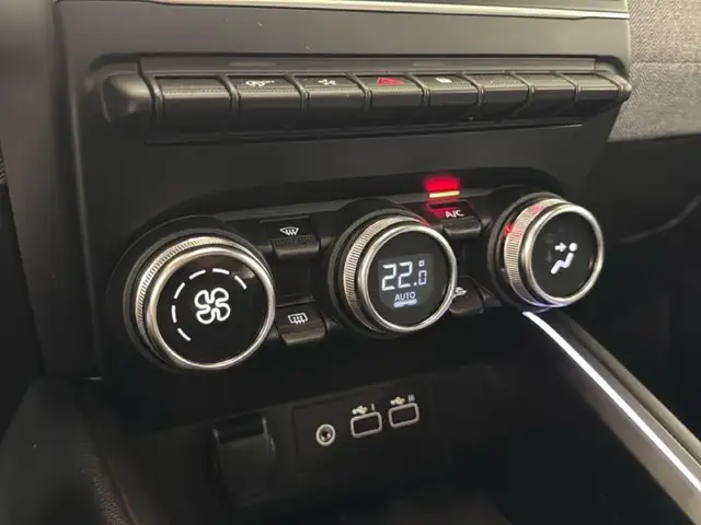 Renault Clio view 12