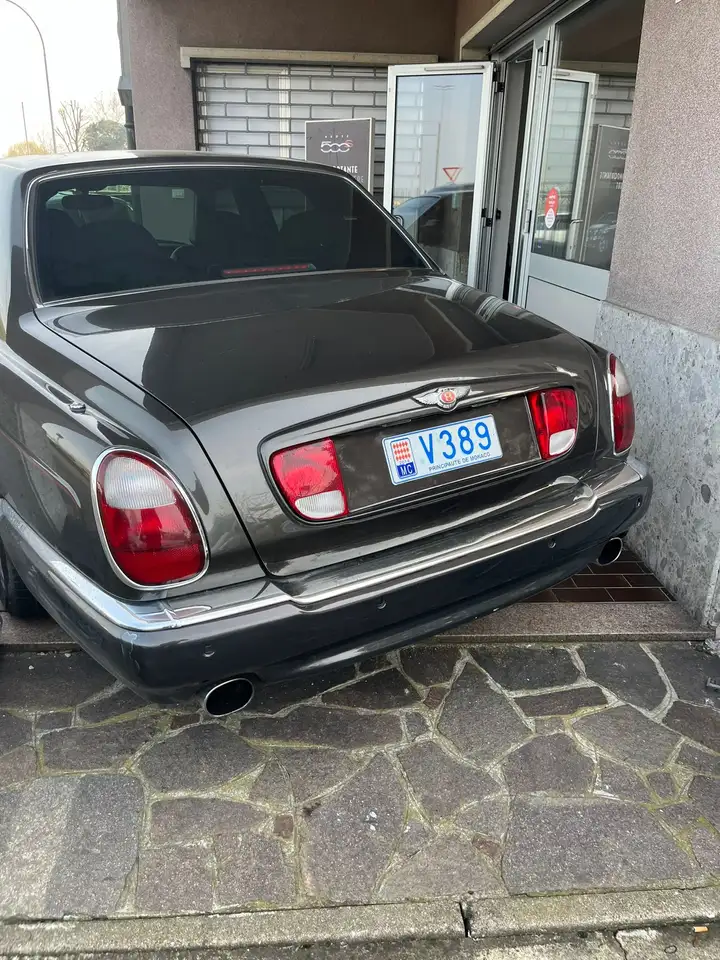 Bentley Arnage 6.8 Red Label, foto 2