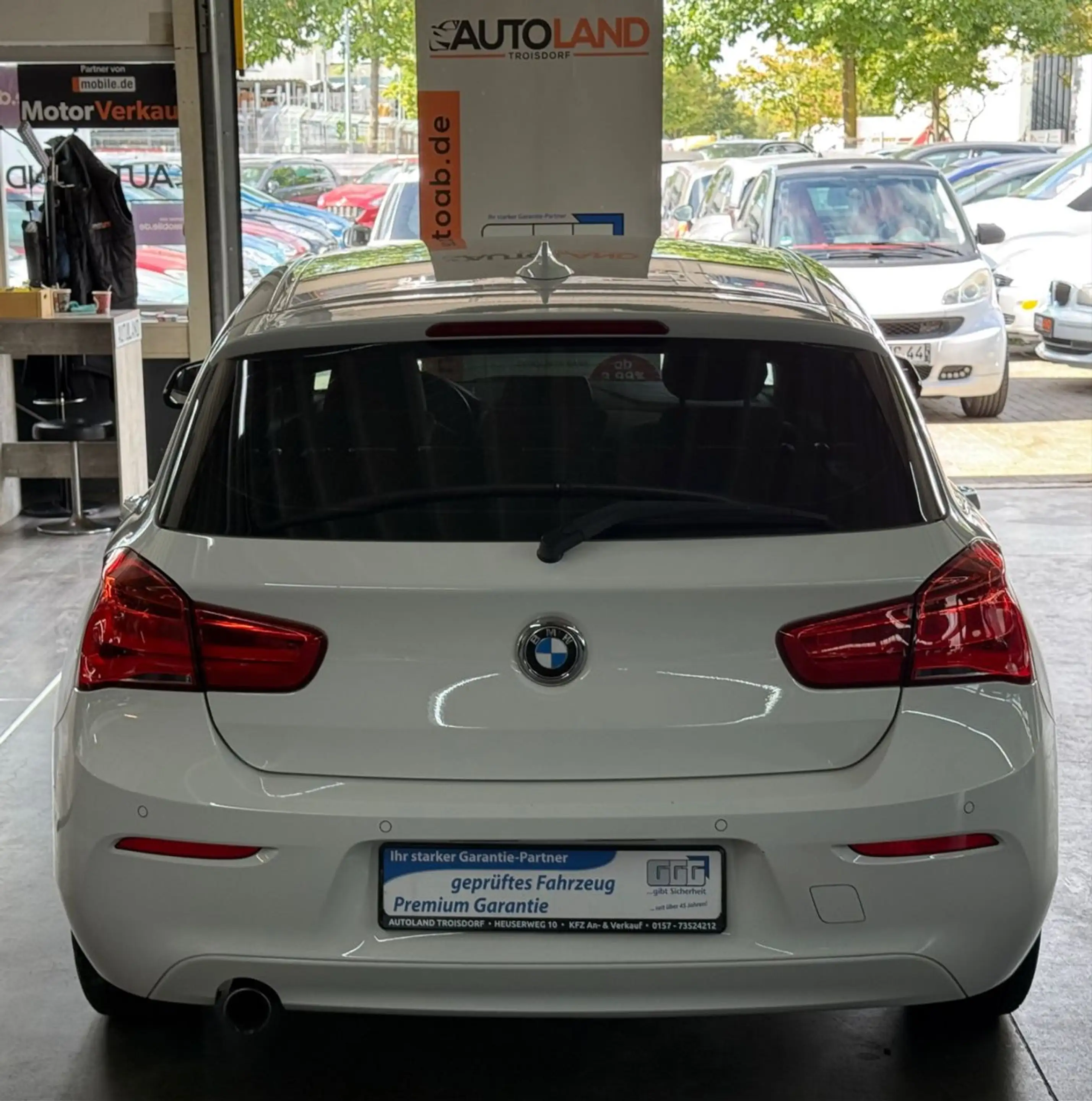 BMW 118 i Lim 5-trg*1.HAND*NUR 66TKM*TEMPO*PDC*SZHG* — photo 8