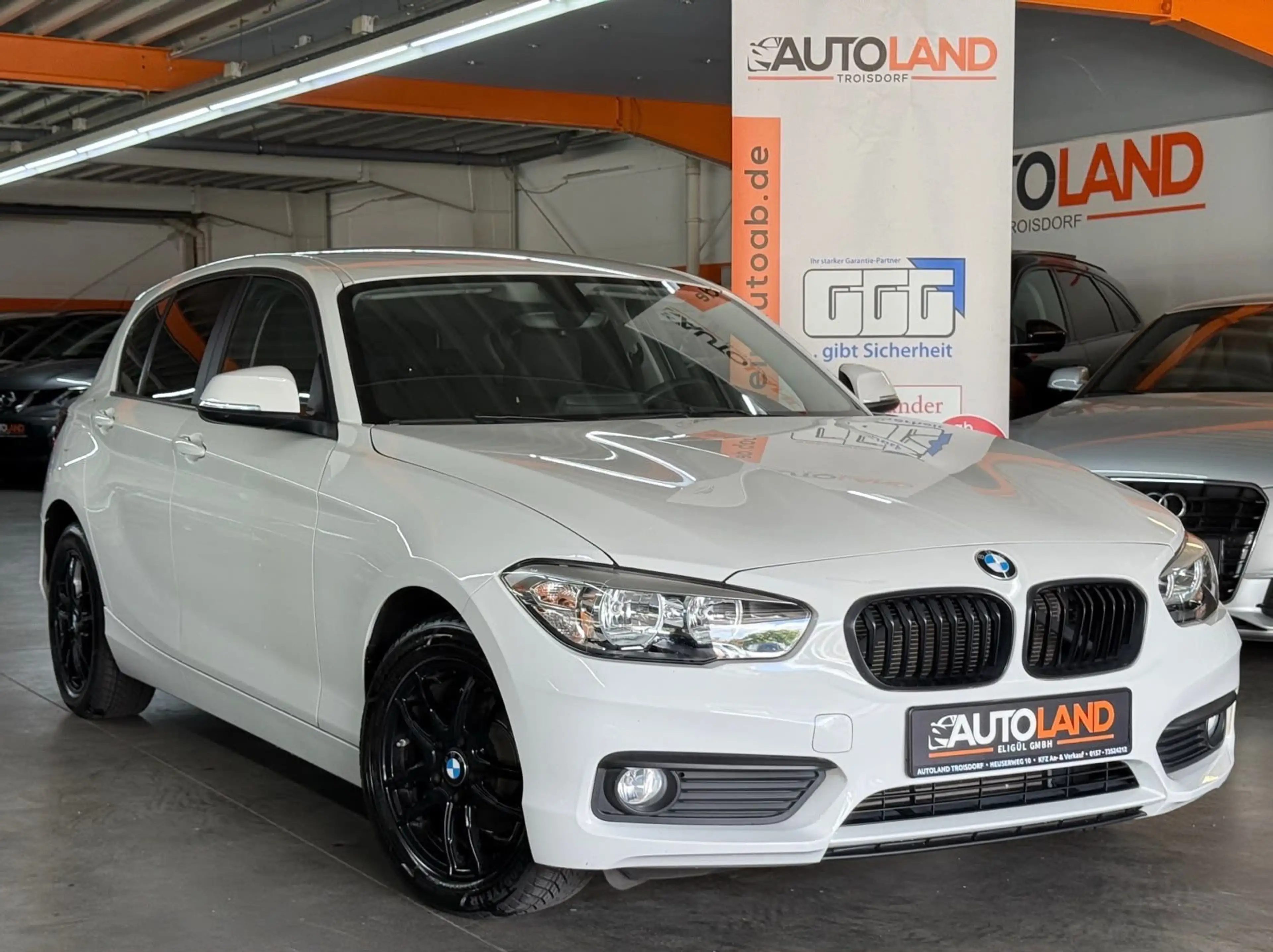 BMW 118 i Lim 5-trg*1.HAND*NUR 66TKM*TEMPO*PDC*SZHG*