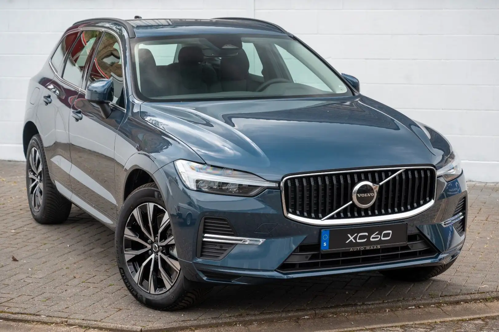 Volvo XC60 B4 Diesel Core Bleu - 1