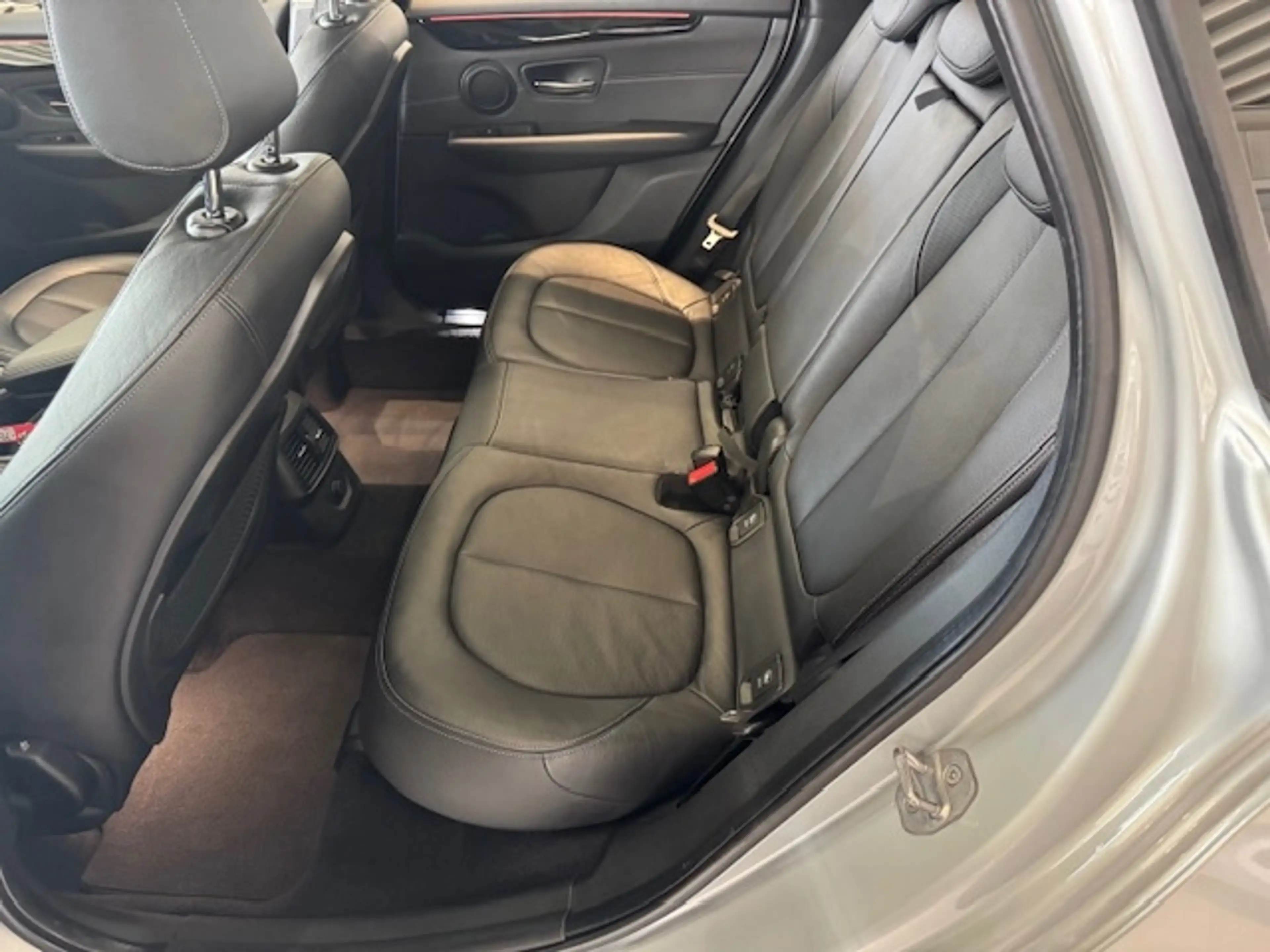 BMW 240 Active Tourer 220 i Aut. Luxury Line — photo 9