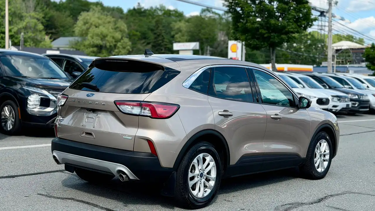 Ford Escape photo Ford Escape