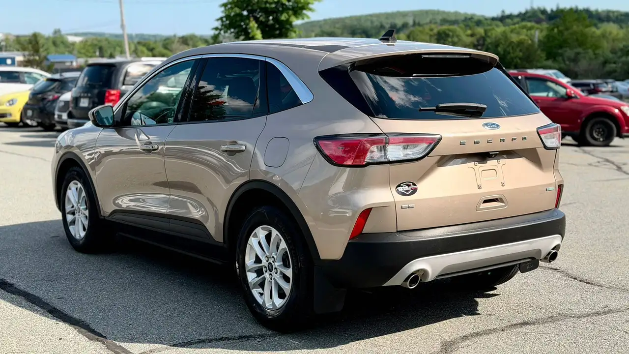 Ford Escape photo Ford Escape