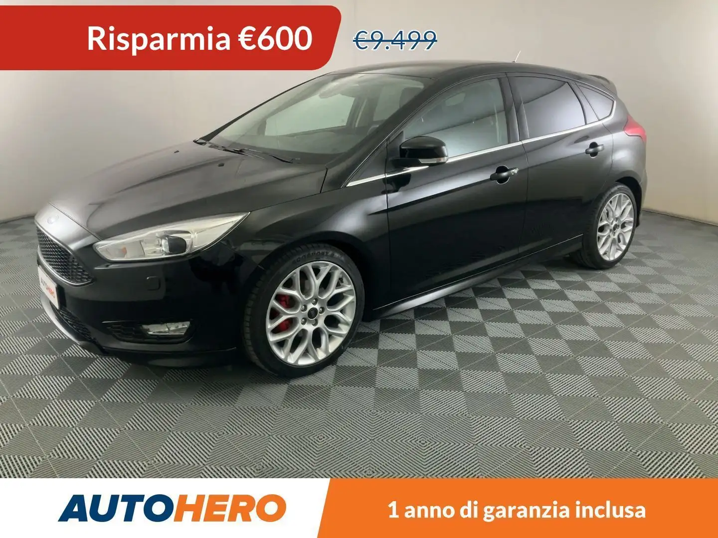 Ford Focus 1.0 EcoBoost Titanium X Black - 1