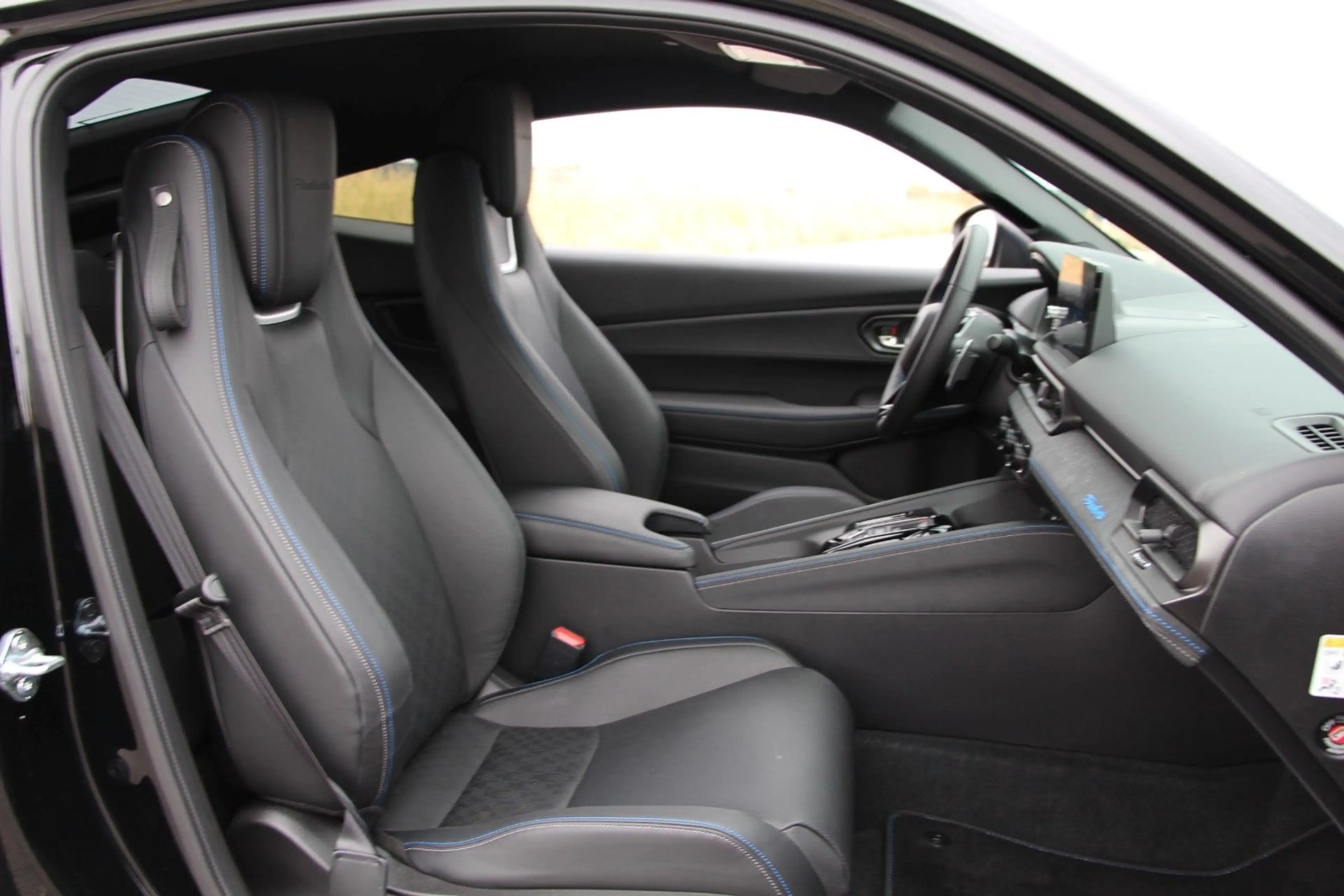 Honda Prelude ALL BLACK ADVANCE — photo 13