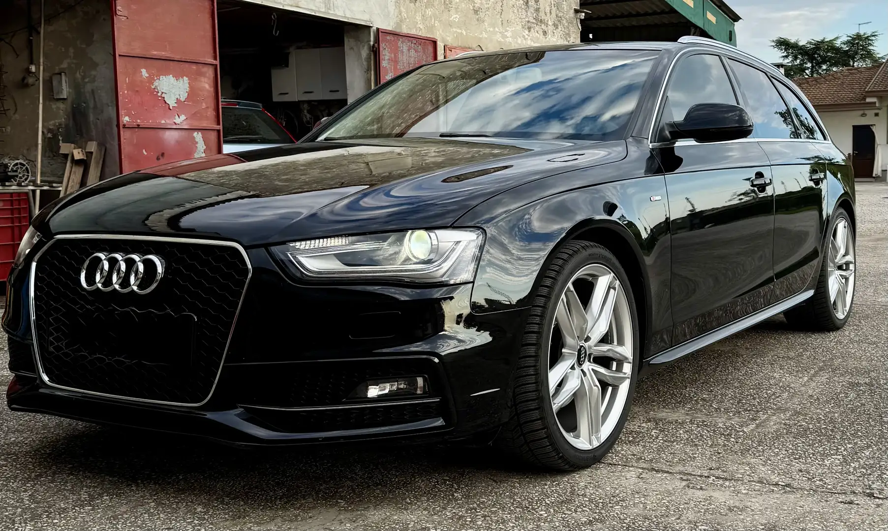 Audi A4 Avant 2.0 tdie Advanced 136cv - 2