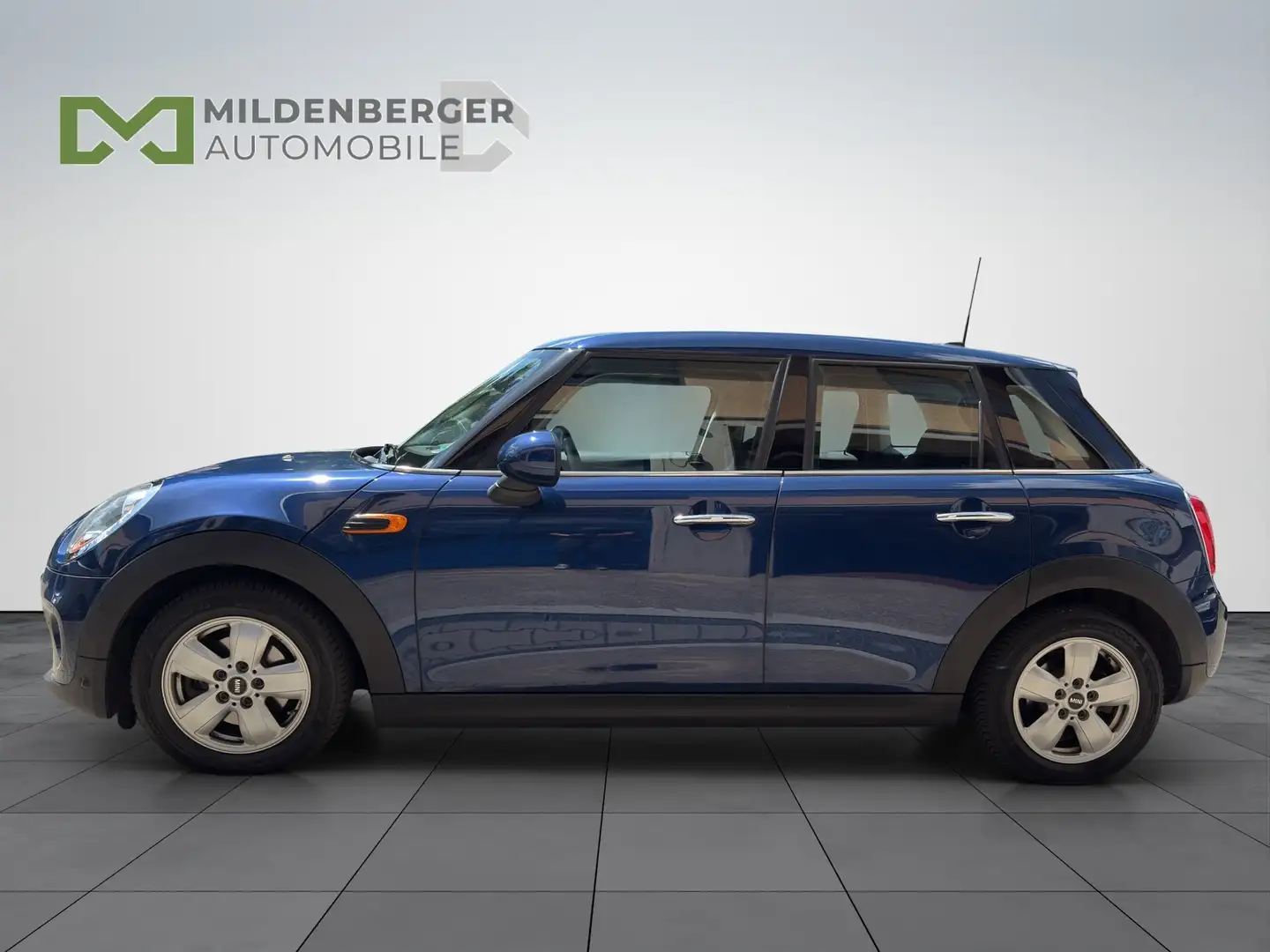 MINI Cooper D Cooper D Blau - 2