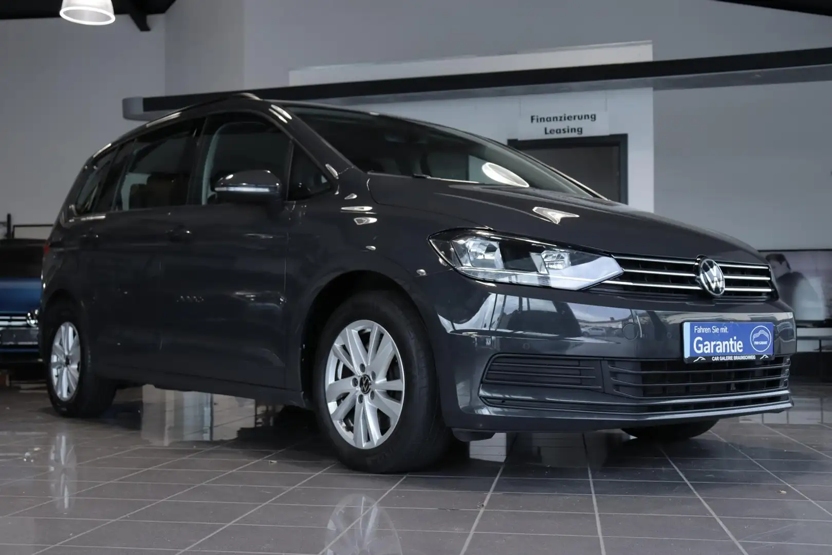 Volkswagen Touran 2.0 TDI Comfortline* 7-SITZER*AHK* Grau - 2