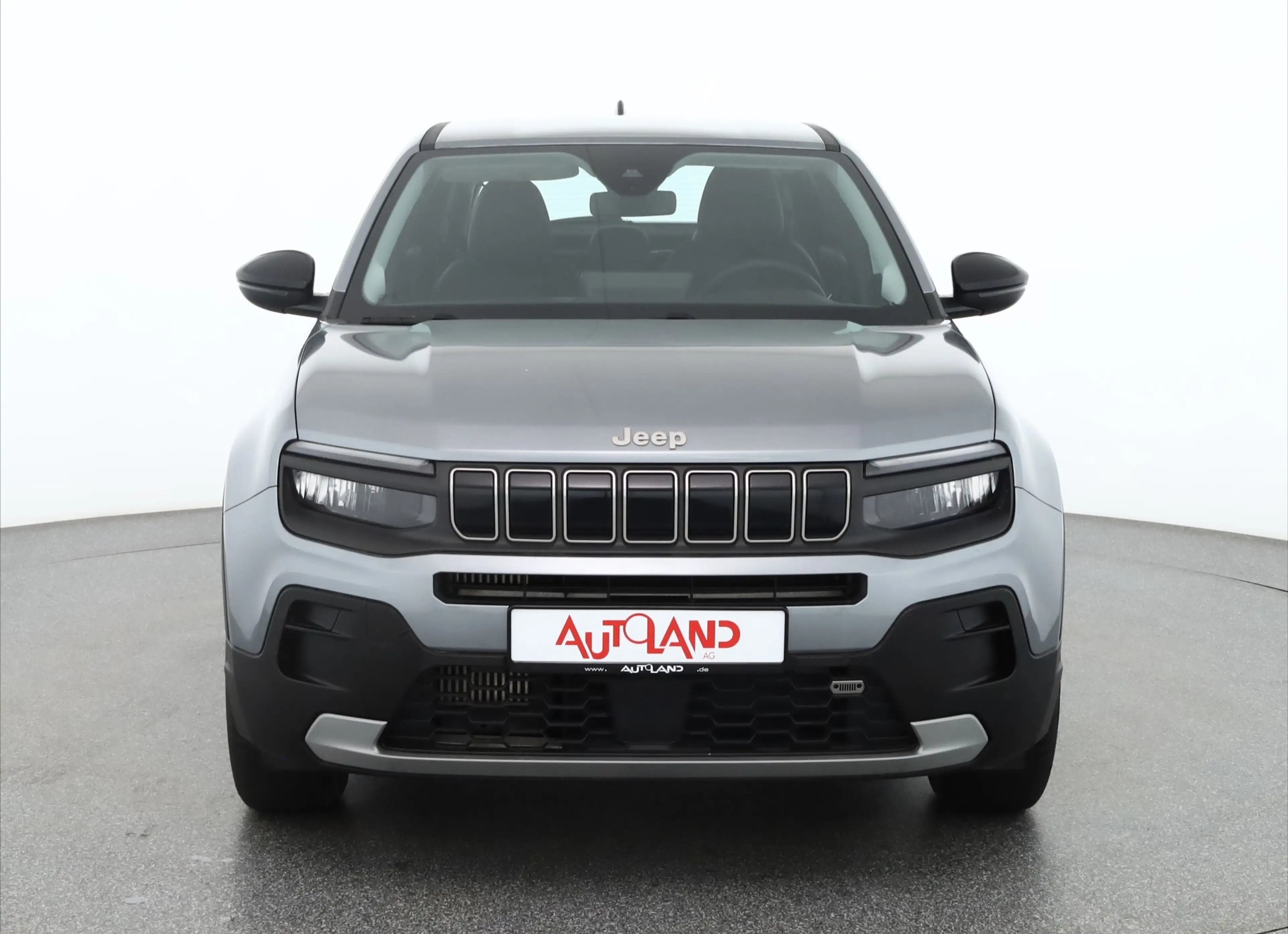 Jeep Avenger 1.2 Altitude LED Navi Sitzheizung Kamera — photo 8
