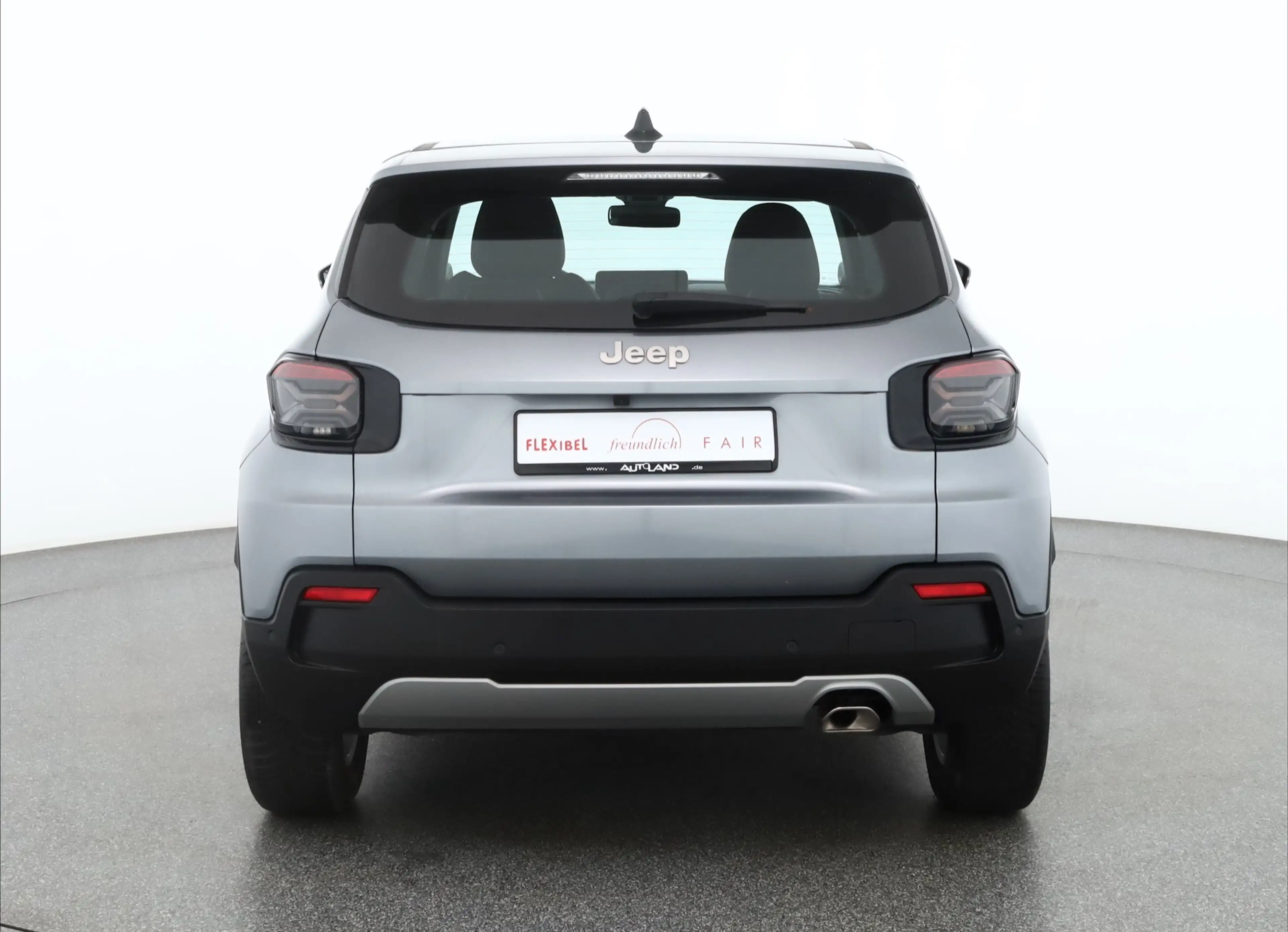 Jeep Avenger 1.2 Altitude LED Navi Sitzheizung Kamera — photo 4