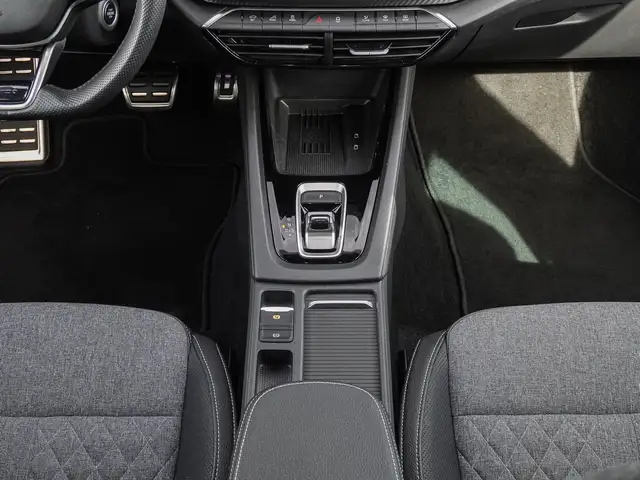 Skoda Octavia view 14