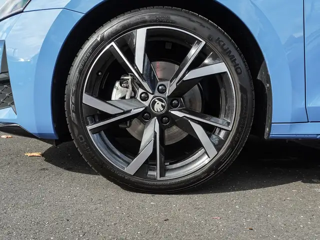 Skoda Octavia view 7