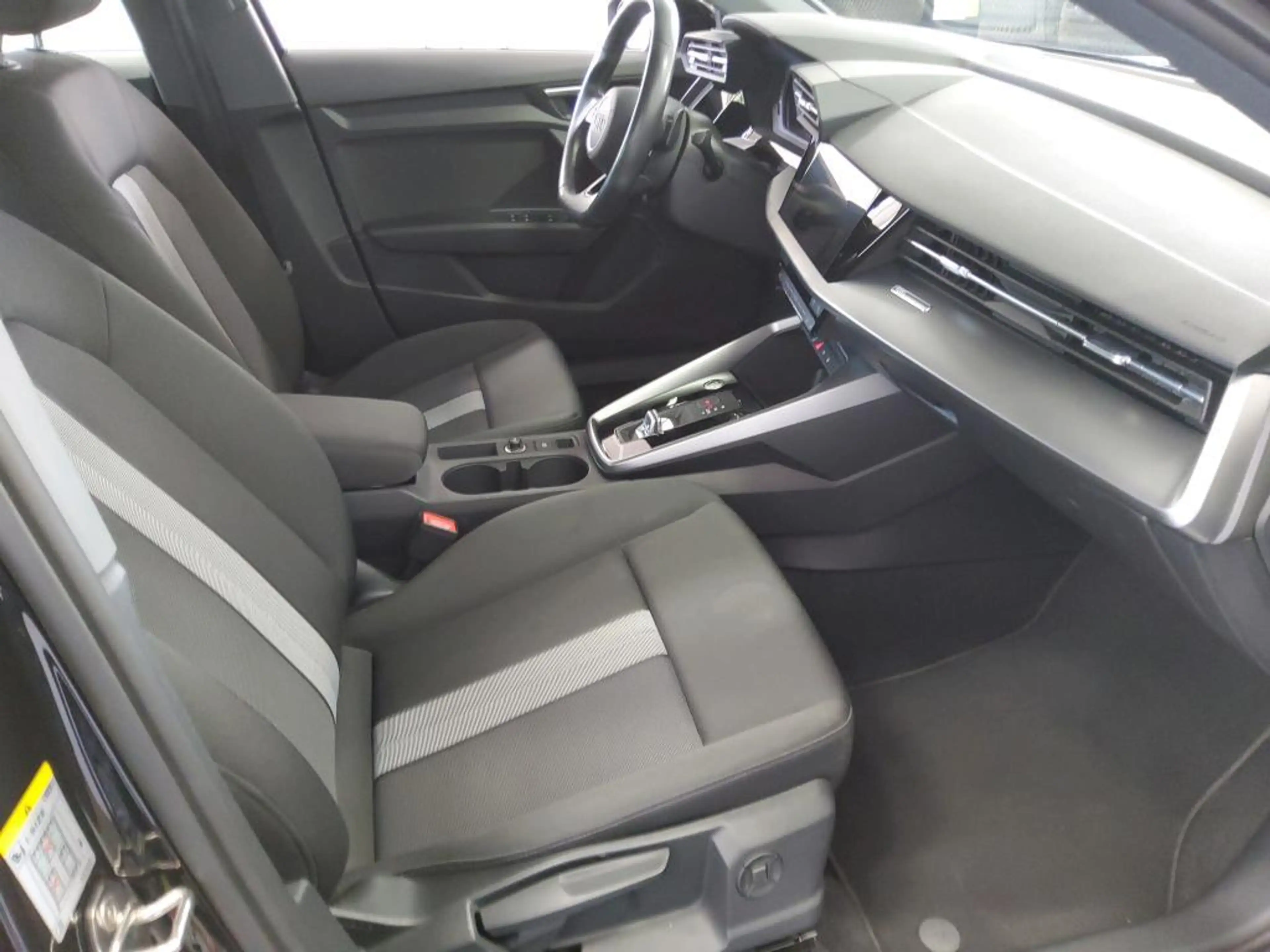 Audi A3 30TDI SPORTBACK S-LINE*CAM*ACC*ViCo*ALLW.*AMB — photo 7