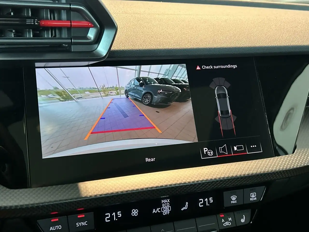 Audi RS3 снимка Audi RS3