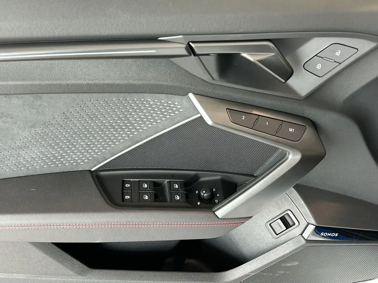 Audi RS3 снимка Audi RS3