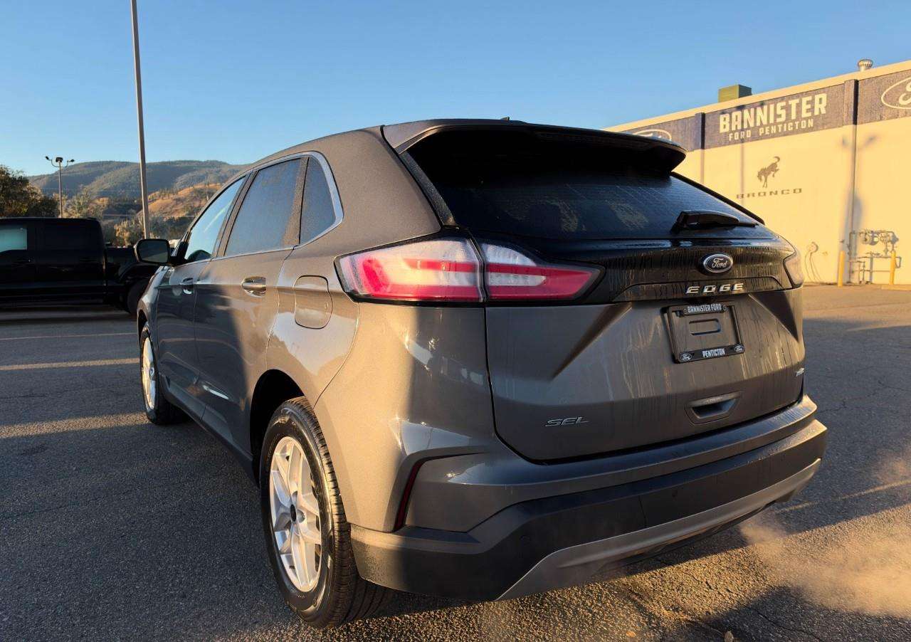 2024 Ford Edge SEL — photo 3