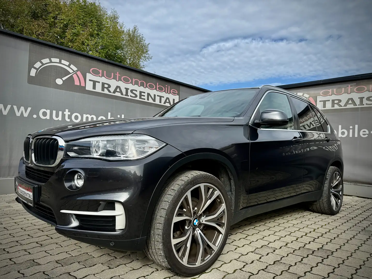BMW X5 xDrive 30 d HeadUp/Panorama! Schwarz - 1