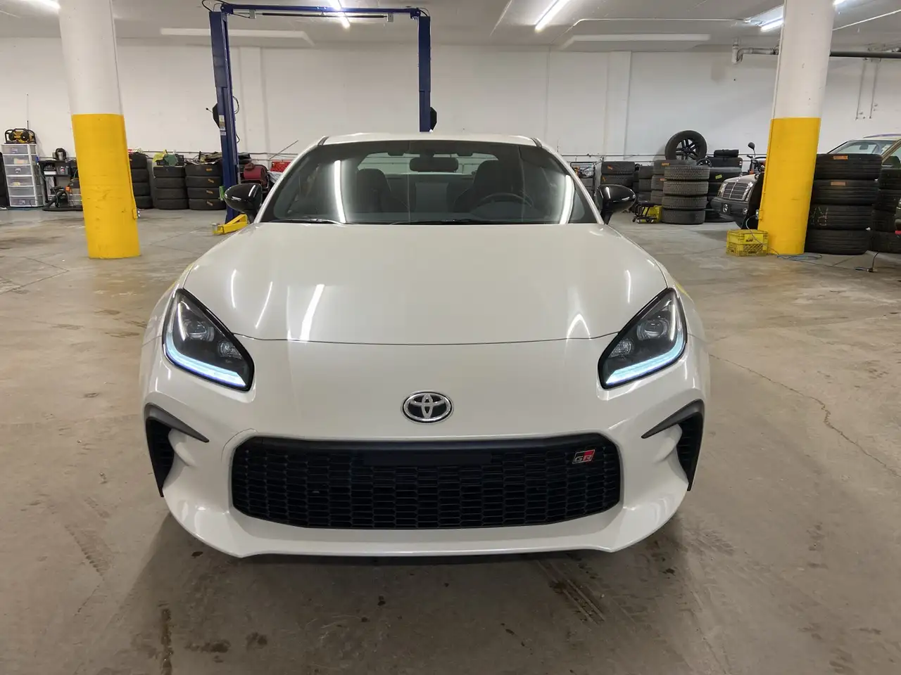 Toyota GR86 снимка Toyota GR86