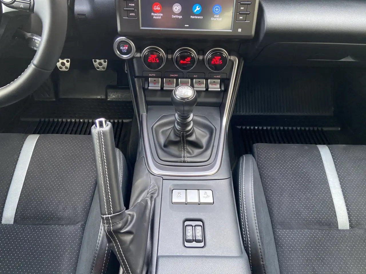 Toyota GR86 снимка Toyota GR86