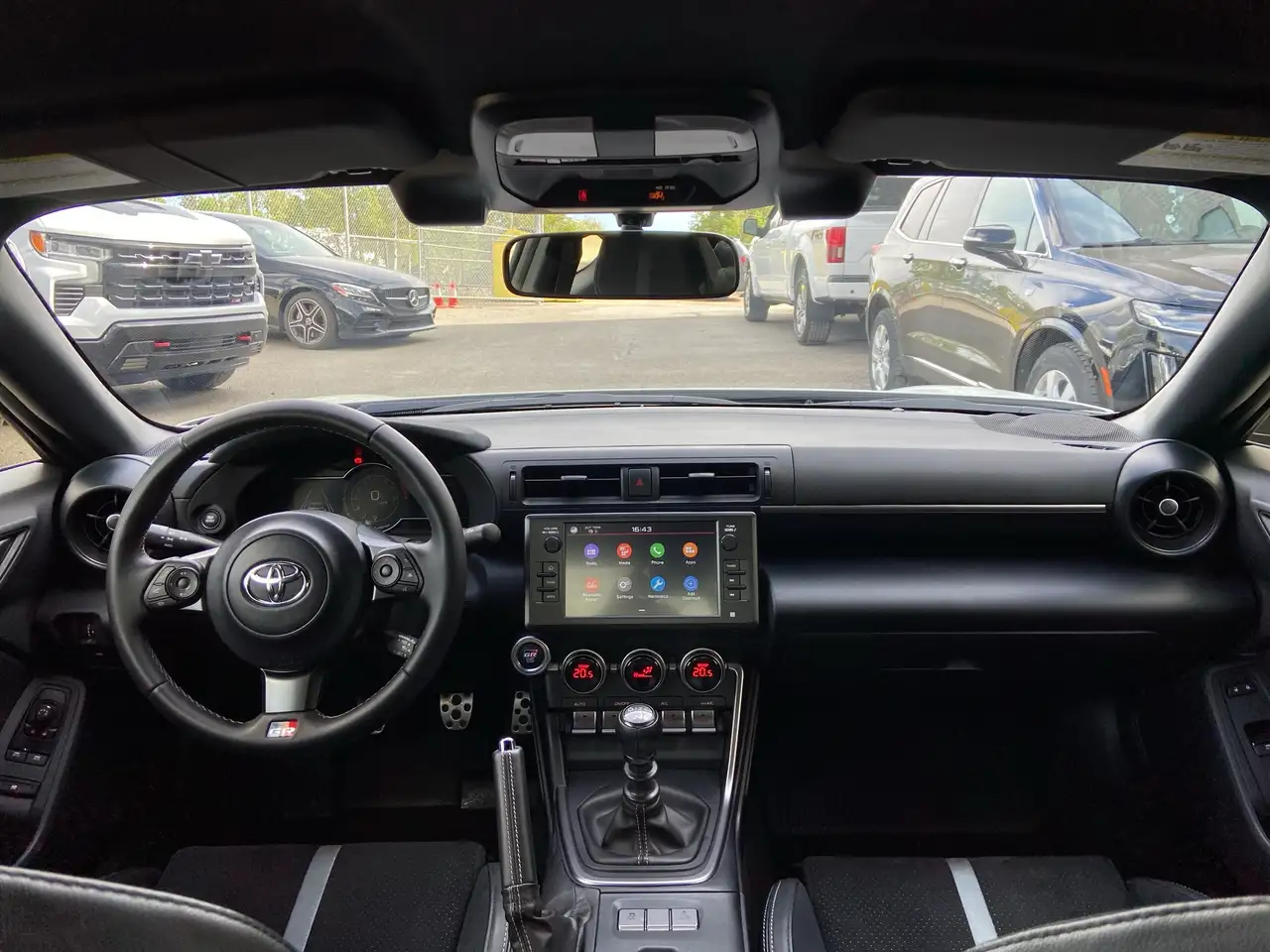 Toyota GR86 снимка Toyota GR86