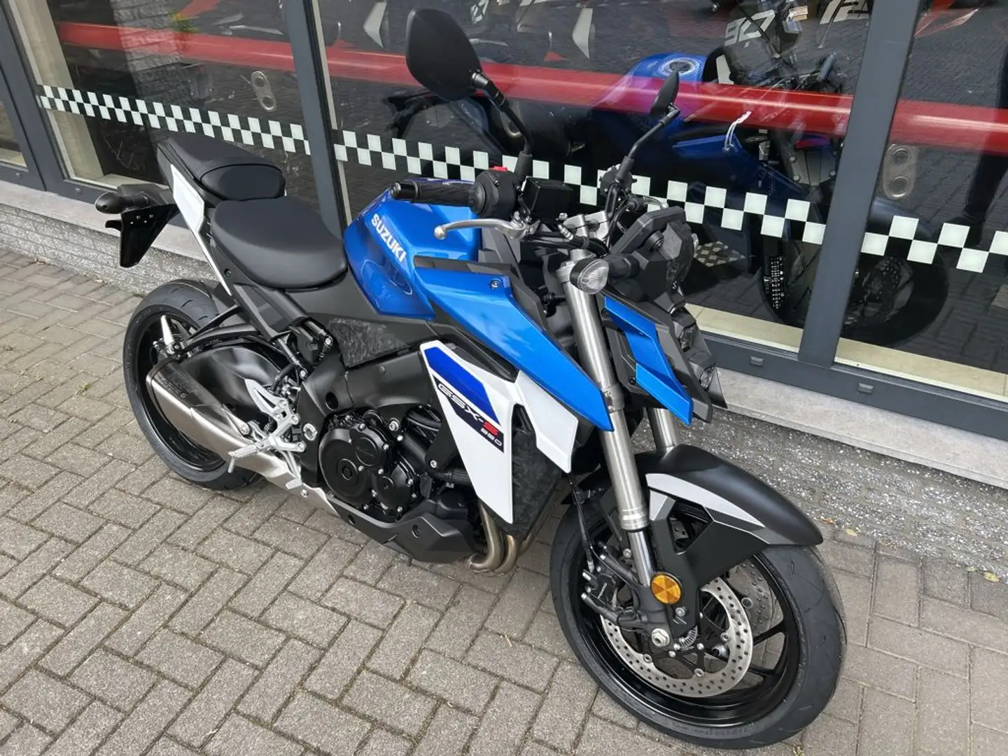 Suzuki GSX-S 950 - 2