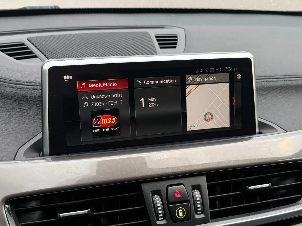 BMW X1 снимка BMW X1