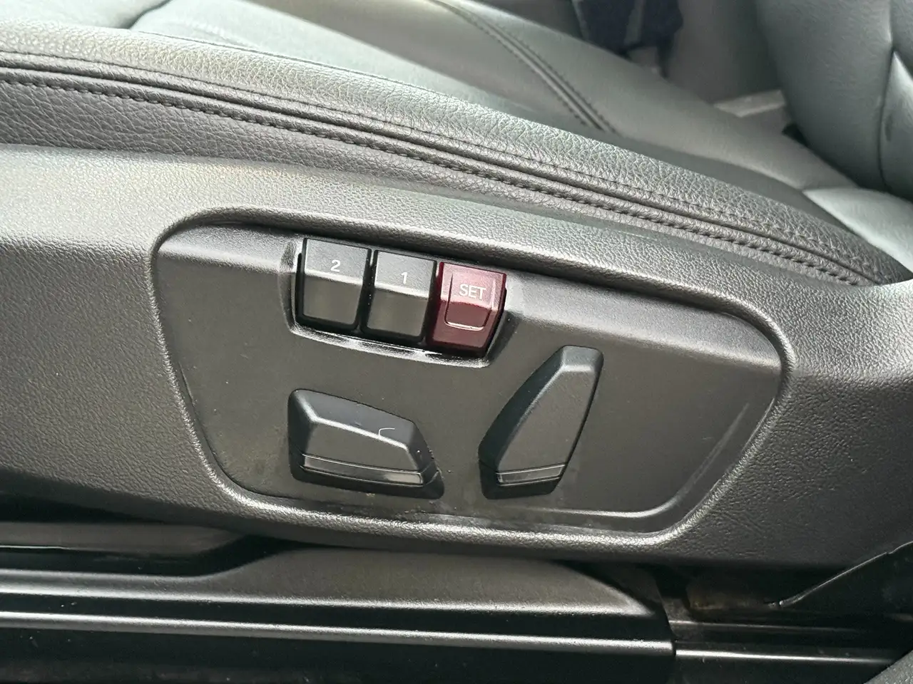 BMW X1 снимка BMW X1