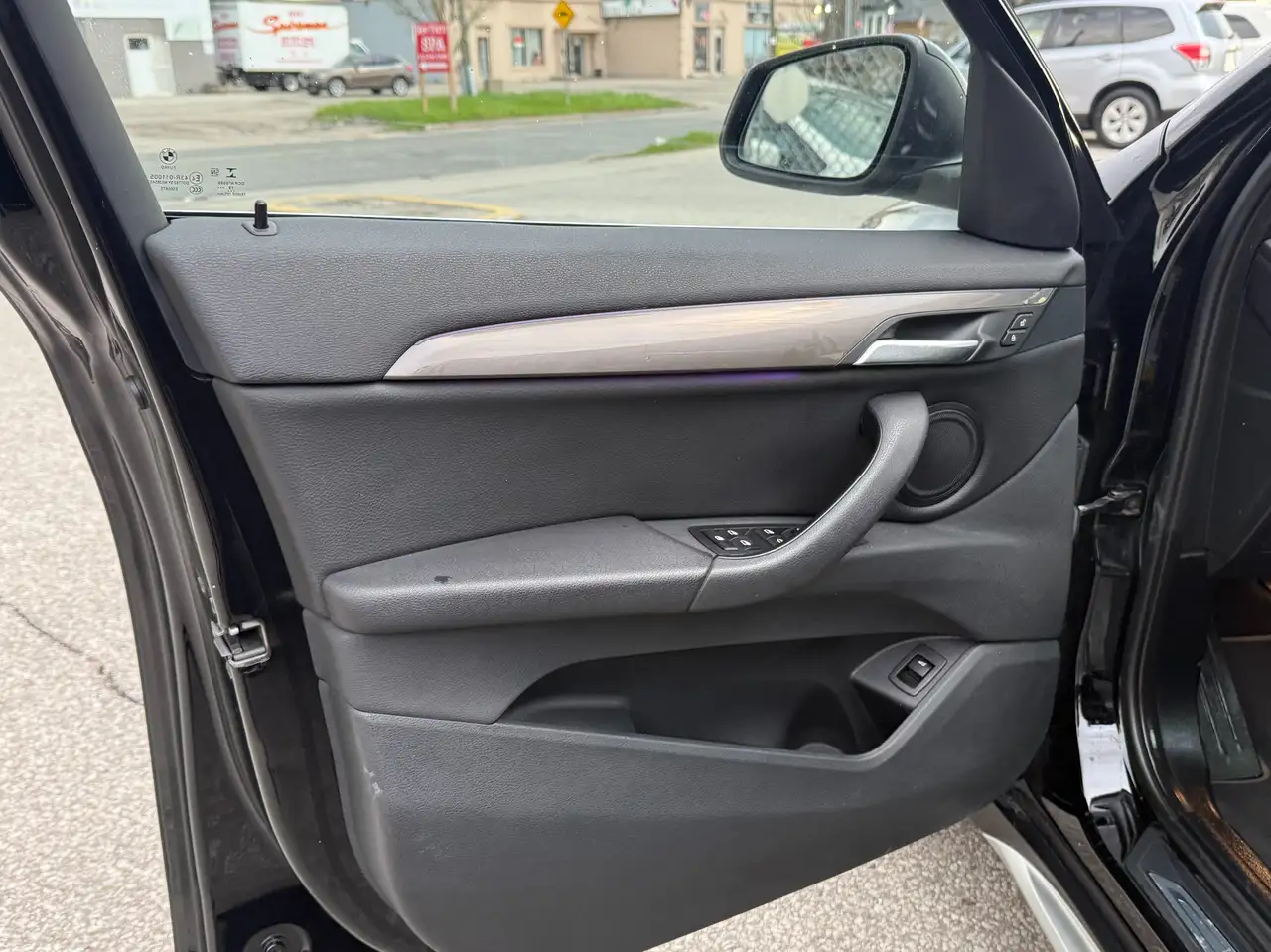 BMW X1 снимка BMW X1