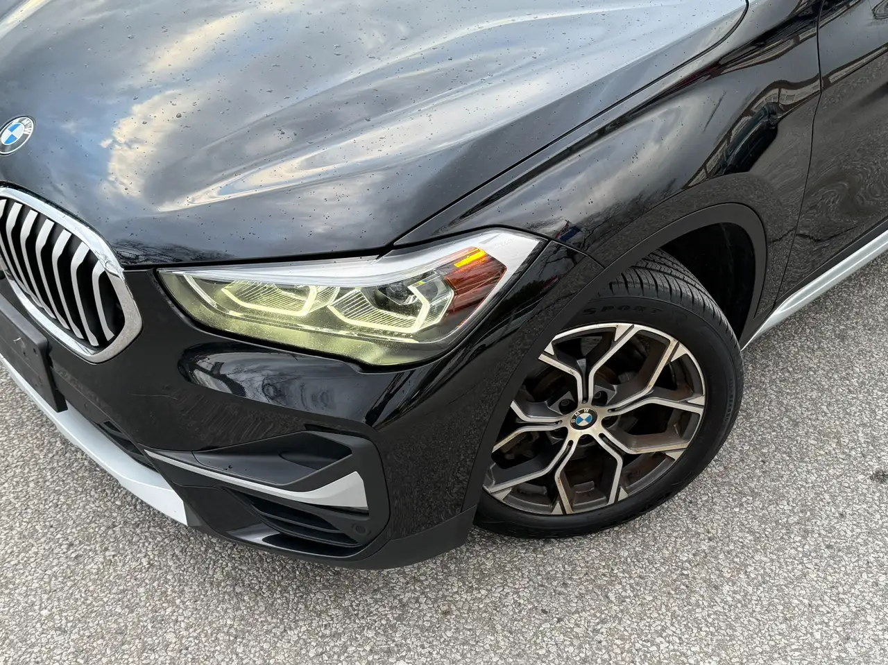BMW X1 снимка BMW X1