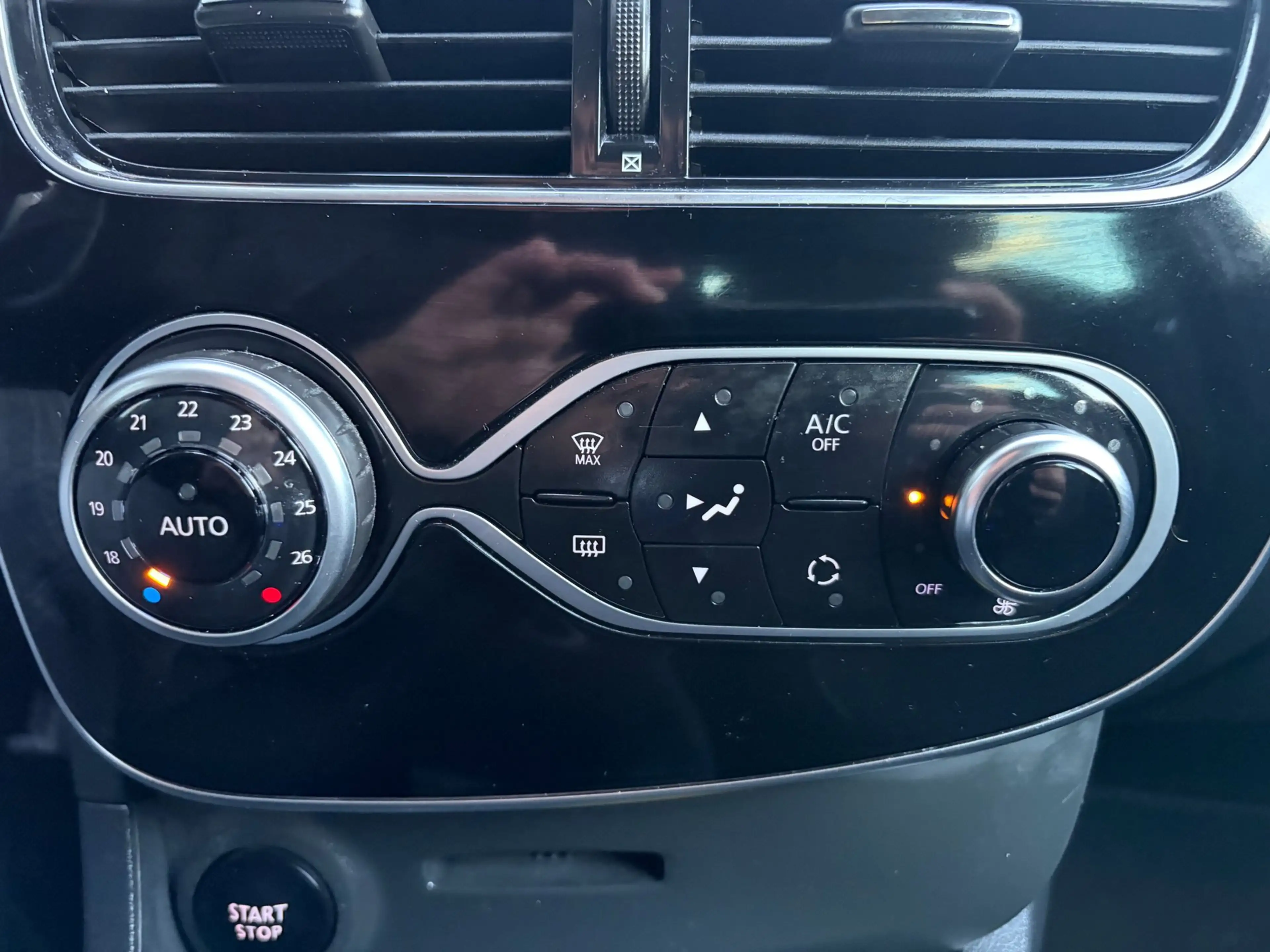 Renault Clio 0.9 TCe Intens|Airco|Carplay|Nette auto! — photo 14