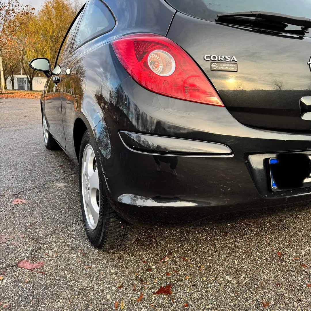 Opel Corsa 1.3 CDTI DPF ecoFLEX Start-Stop Innovation Schwarz - 1