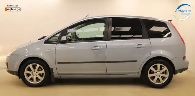 Ford Focus C-Max view 4